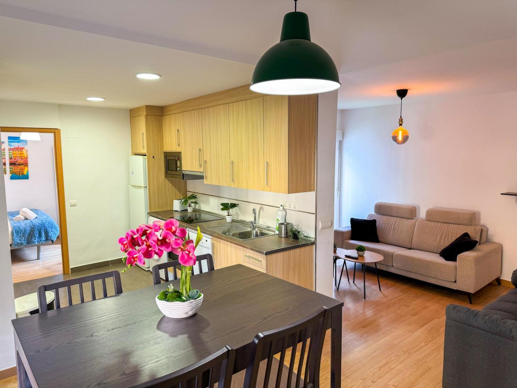 Travesia Del Pirineo Turistea Apartment อูเอสกา ภายนอก รูปภาพ